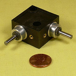 Rino-Plastic-gearbox.jpg Rino-Plastic-gearbox.jpg